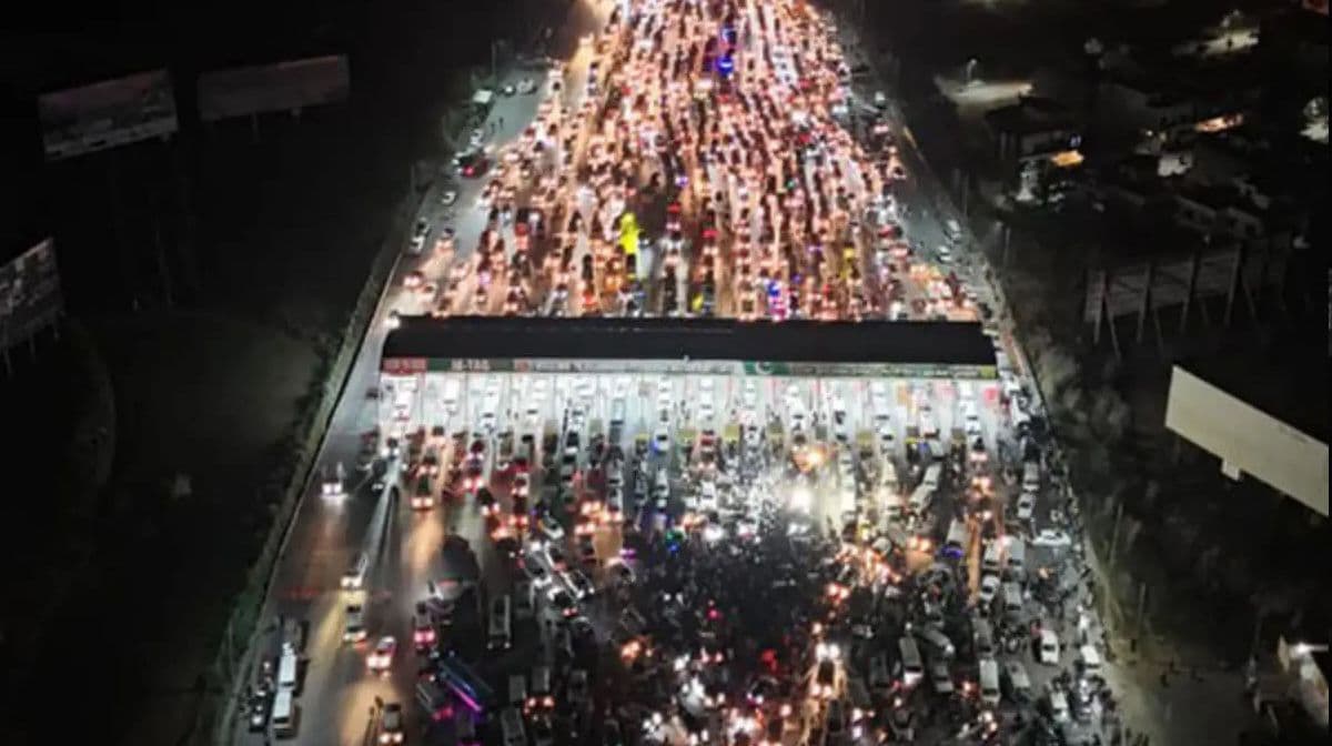 Clashes, Arrests, Thousands March To Demand Imran Khan’s Release