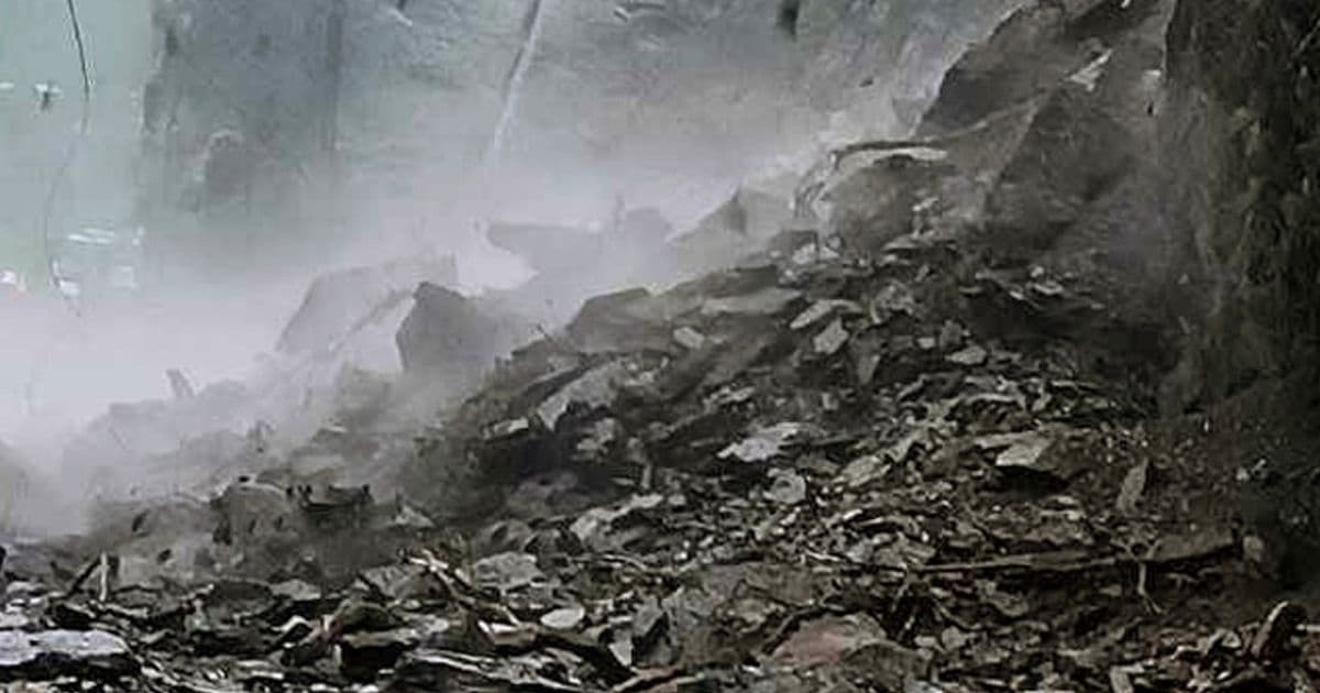 पहिरोले कर्णाली राजमार्ग अवरुद्ध