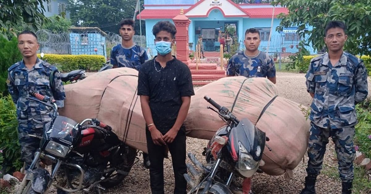 भन्सार छलीका सामानसहित एक युवक पक्राउ