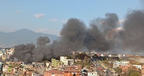 गैरीगाउँकाे फर्निचर गोदाममा भिषण आगलागी