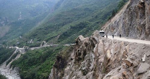 मालढुङ्गा-बेनी सडकमा १३ दिन यातायात बन्द