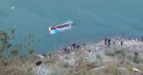 रामेछापमा बस दुर्घटना चार जनाको मृत्यु