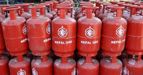 तत्काल अनावश्यक ग्यास खरिद नगर्न आग्रह