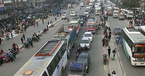 सामान्य बन्दै जनजीवन,सार्वजनिक यातयात चल्न थाले