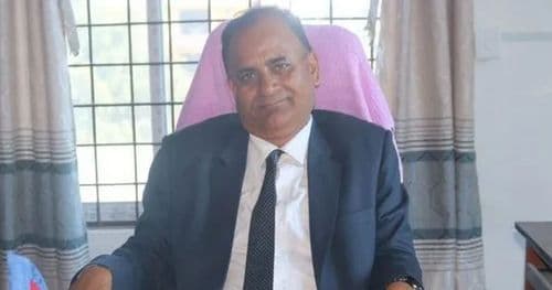 प्रमुख प्रशासकीय अधिकृत आचार्य पक्राउ