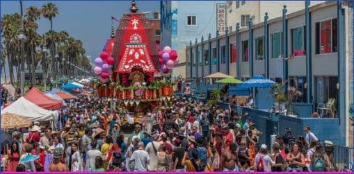 People Throng ISKCON ‘s Golden Jubilee Ratha-yatra In Los Angeles