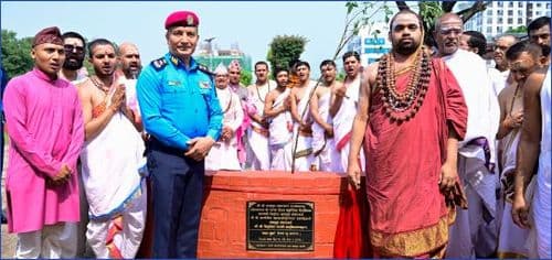 जगद्गुरू शंकराचार्य श्री श्री विधुशेखर भारती सान्निधानम्बाट नेपाल प्रहरी प्रधान कार्यालयको अवलोकन भ्रमण सम्पन्न